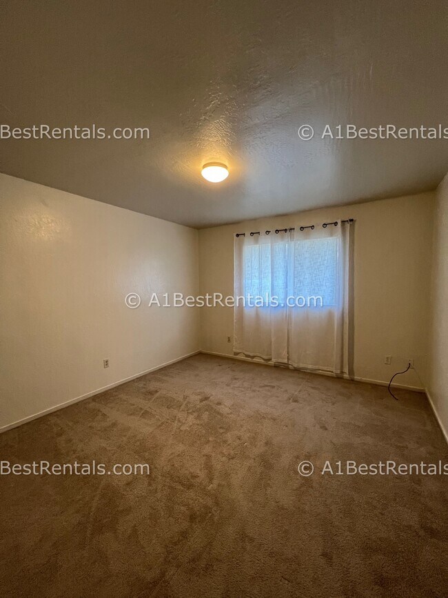 Building Photo - 13040 Welch St