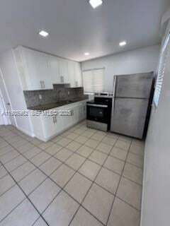 Building Photo - 290 NW 45th Ave