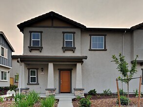 Building Photo - 3049 Pruett Dr
