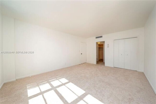 Building Photo - 5700 Collins Ave