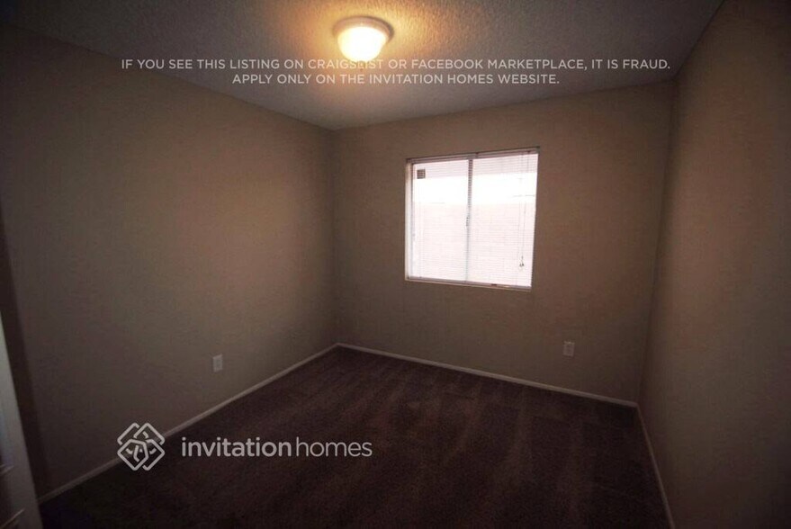 Building Photo - 5337 W Berkeley Rd