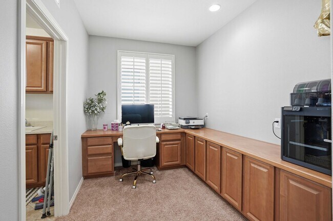 Building Photo - Highly Sought-After Next Gen Home with Private Downstairs Suite in Gated Valencia Community
