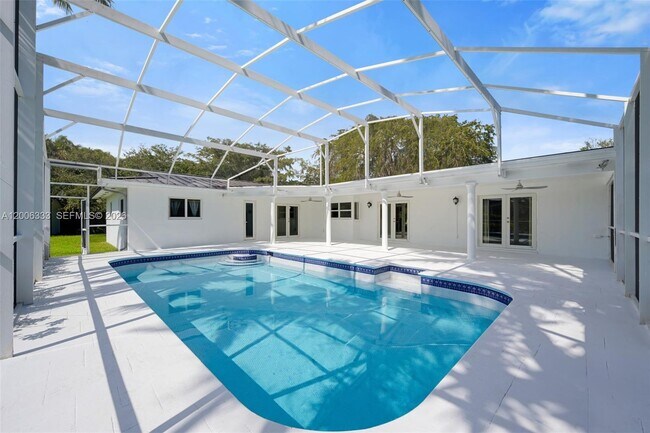 Building Photo - 8330 SW 171st St