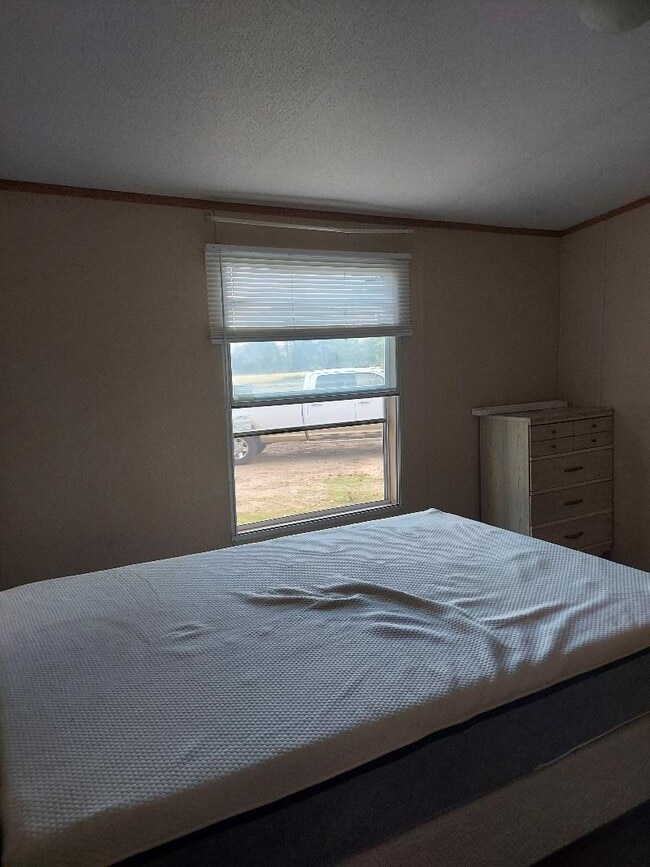 Building Photo - 122 Rd 3050