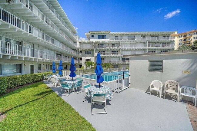 Building Photo - 3500 S Ocean Blvd