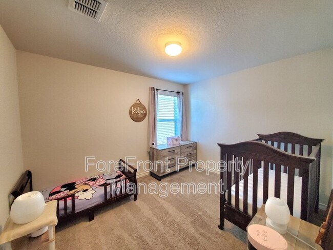 Building Photo - 9331 Aten Shore