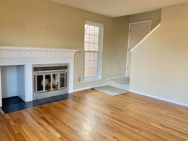 Building Photo - Old Town Louisville Home for Lease near Coal Creek Trails!