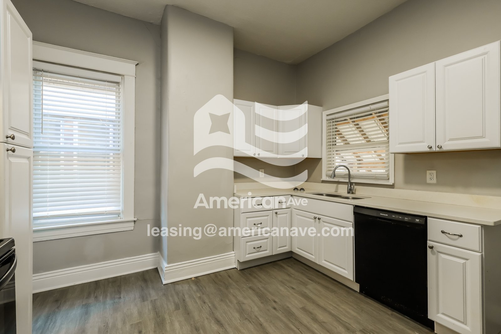 Building Photo - 663 S 38th St