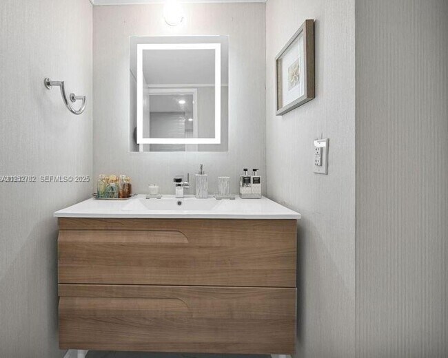 Building Photo - 2851 NE 183rd St