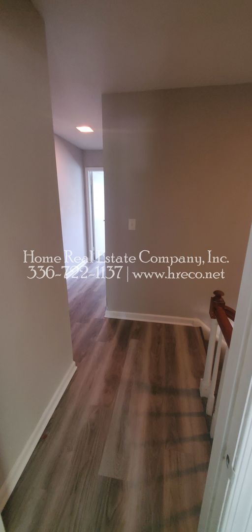 Building Photo - 1449 Brookwood Dr