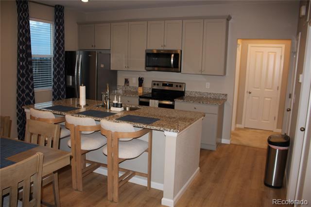 Building Photo - 2788 Simpre Wy