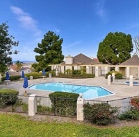 Building Photo - 1729 Gascony Rd