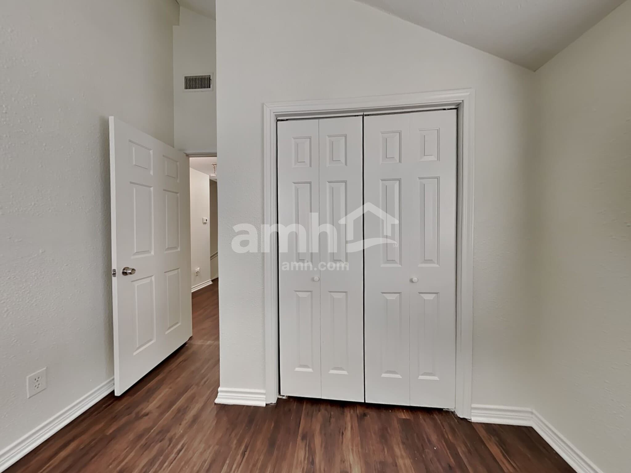 Building Photo - 416 Madison Pl