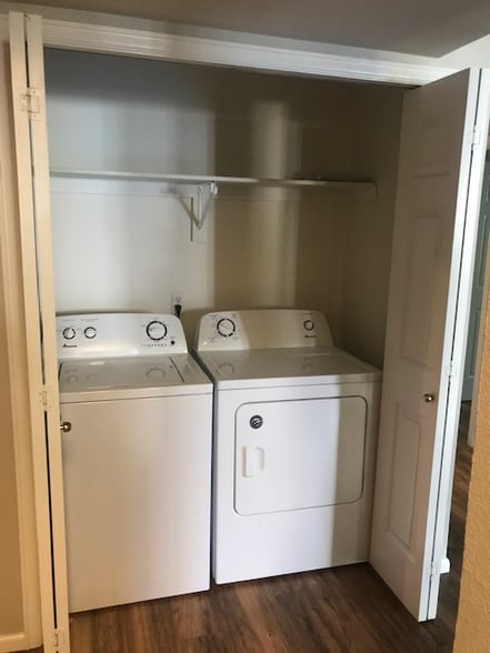 Building Photo - 8414 Everett Way