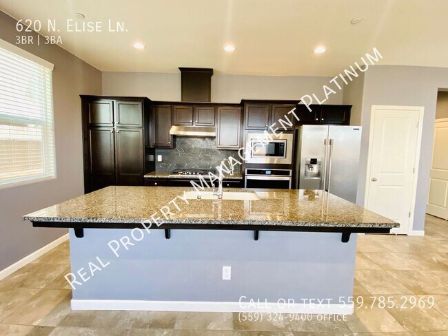 Building Photo - $2,250 3 Bedroom In Canyon Creek Community...