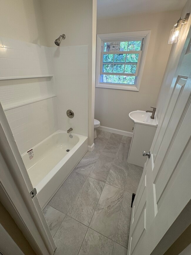 Building Photo - 4514 Forrest Ave