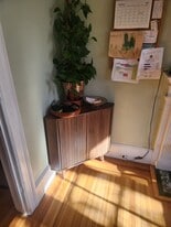 Building Photo - 380 Lloyd Ave