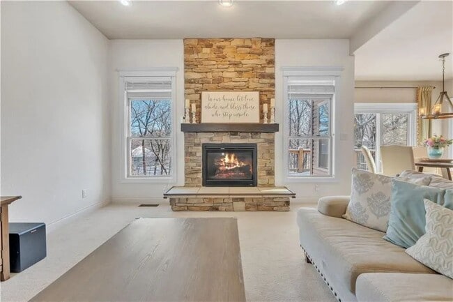 Building Photo - 911 Cheatham Ct