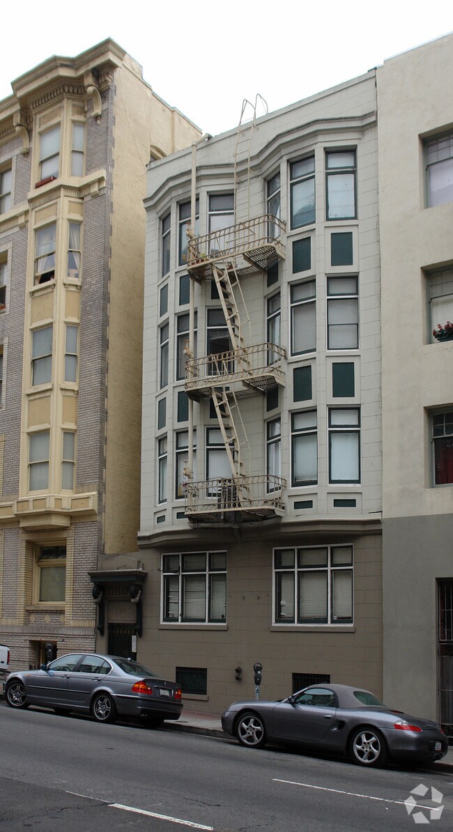 Building Photo - Titlow Apartments