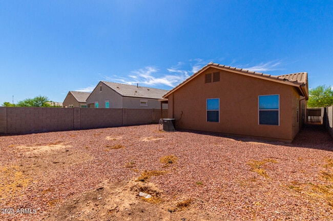 Building Photo - 36532 W Barcelona Ln