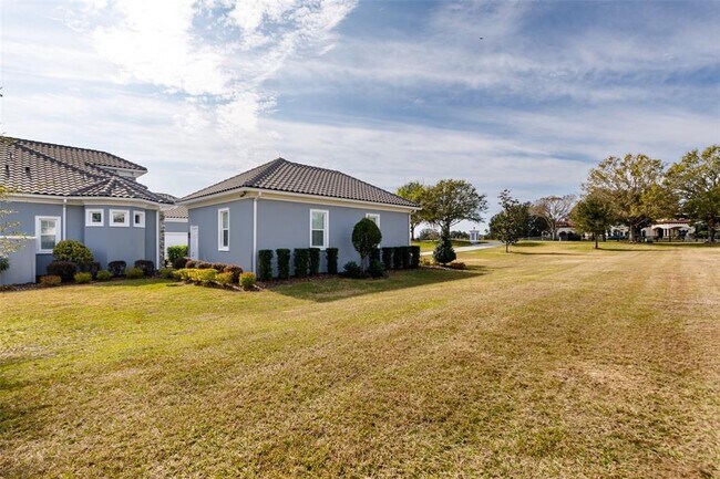 Building Photo - 10605 Midview Terrace