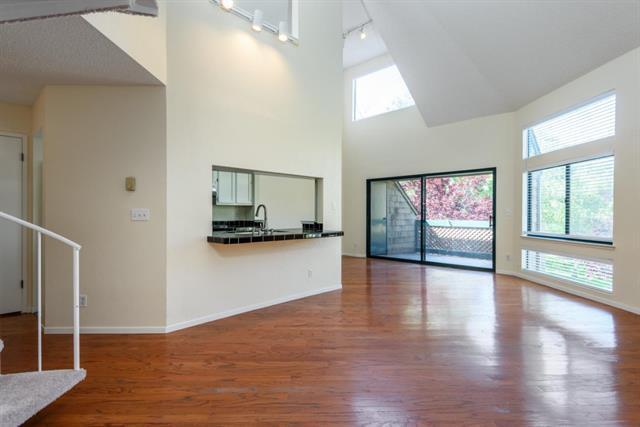 Building Photo - 46 Cove Ln