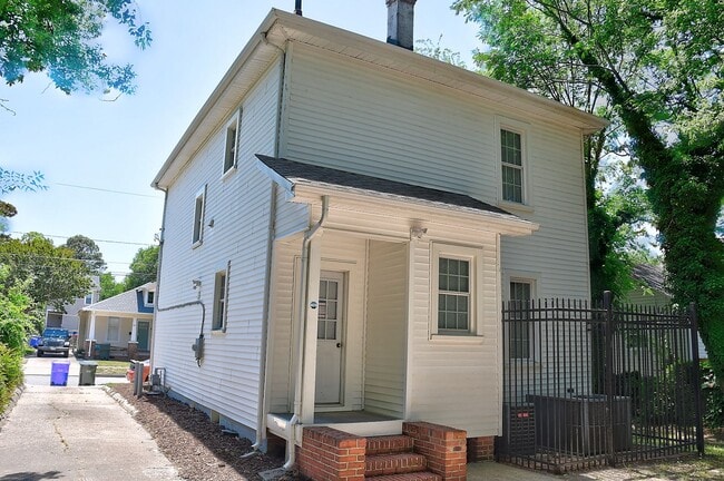 Building Photo - FOR RENT  - NORFOLK / ODU AREA