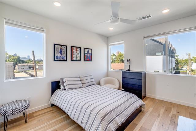 Building Photo - 1536 Holly Ave