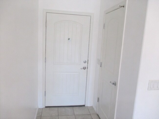 Building Photo - Beautiful 3 Bedroom-2 Bath House, Sahuarita Arizona