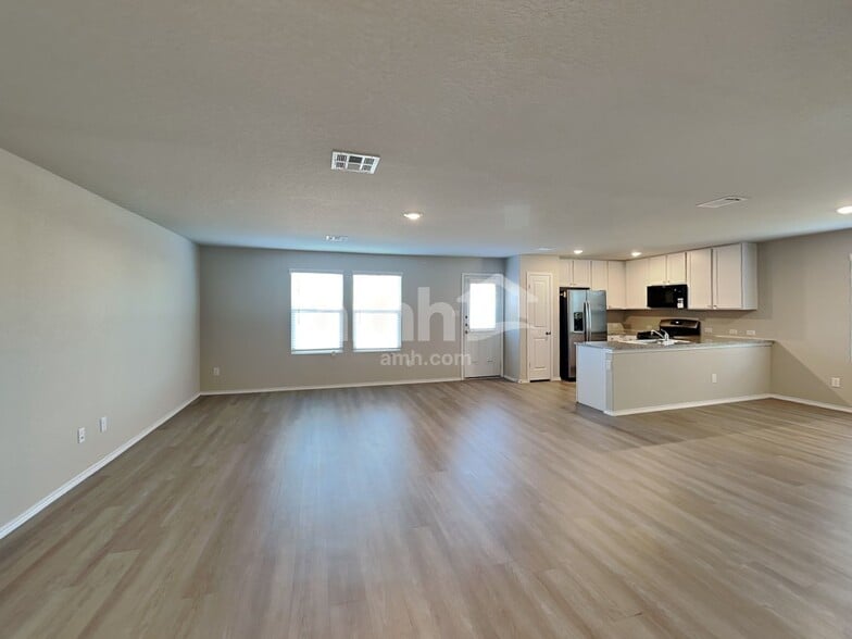 Building Photo - 10515 Varmus Dr