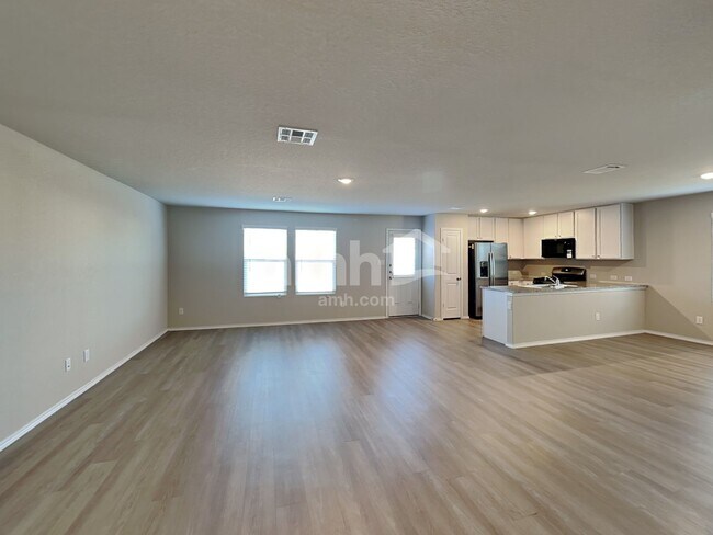 Building Photo - 10515 Varmus Dr