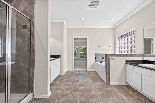 Building Photo - 13318 Olive Trail