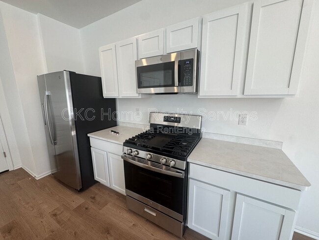 Building Photo - 12048 SW 36th St