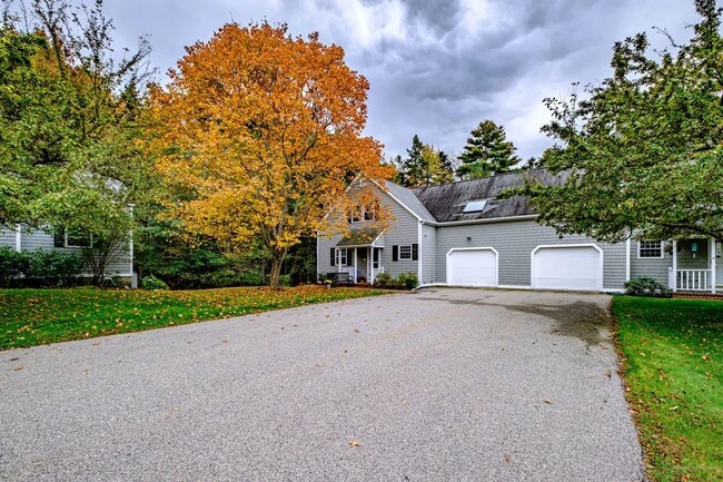 Building Photo - 9 Lupine Ct