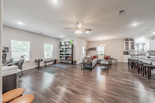 Building Photo - 3501 Dillard St