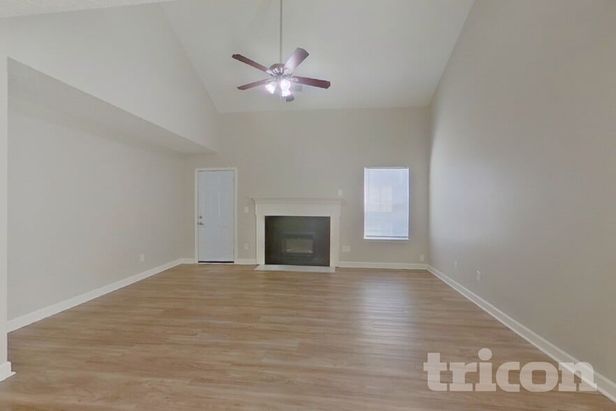 Building Photo - 1208 Elise Marie Dr