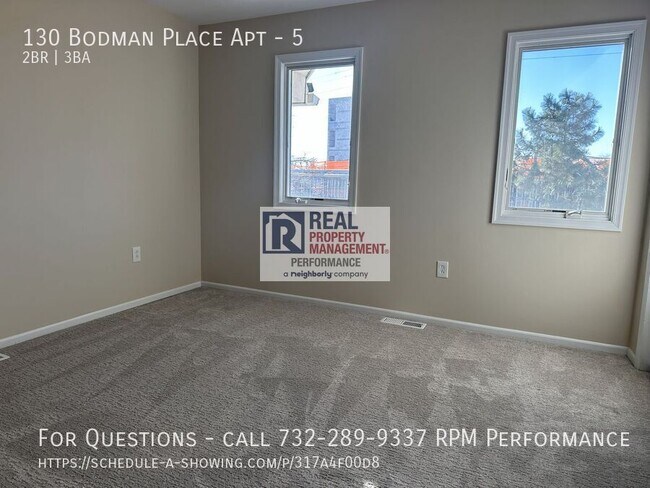 Building Photo - 130 Bodman Pl