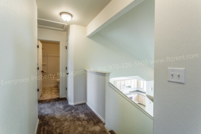 Building Photo - 318 Cherryridge Dr