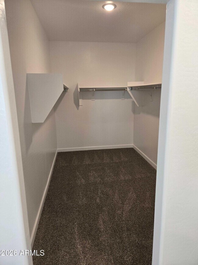 Building Photo - 5447 E Axle Ave