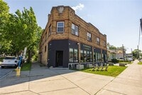 Building Photo - 85 Mapledale St