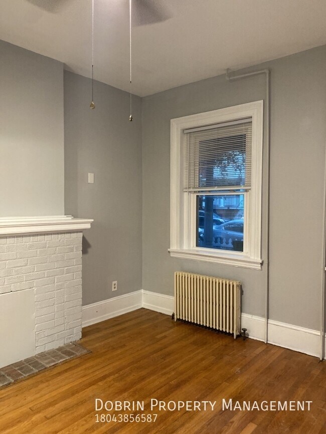 Building Photo - 507 W Marshall St