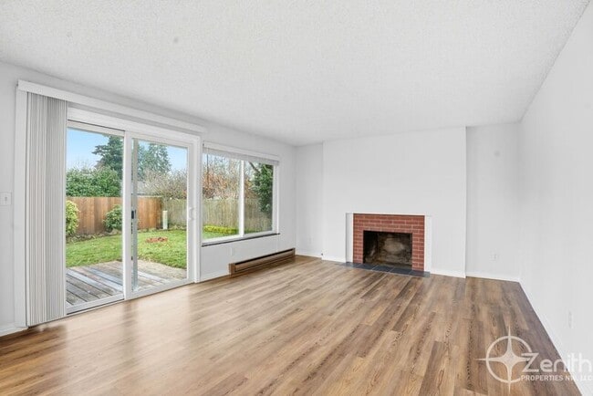 Building Photo - 9507 NW 18th Ave