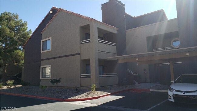 Building Photo - 5066 S Rainbow Blvd
