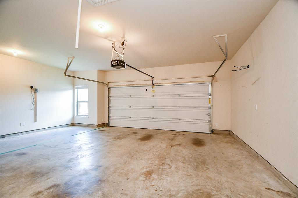 Building Photo - 27403 Bentridge Park Ln