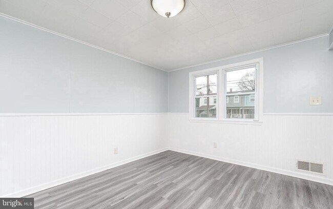 Building Photo - 2020 Dineen Dr