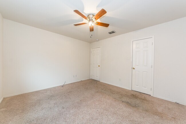 Building Photo - 2905 Frontier Ln