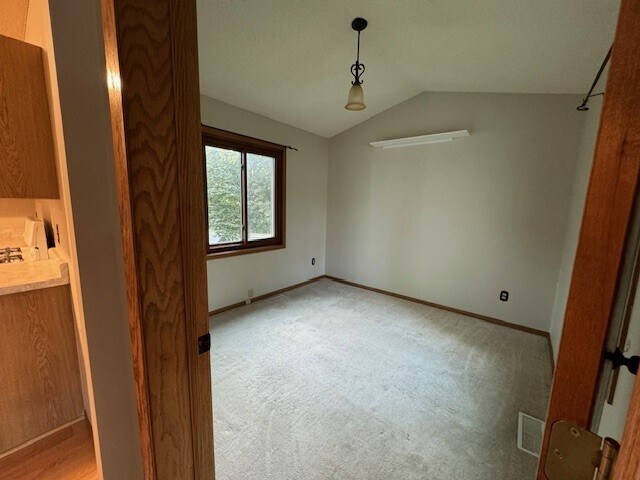 Building Photo - 840 Saddlebrook Pass