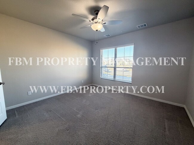 Building Photo - 464 Restoration Rd