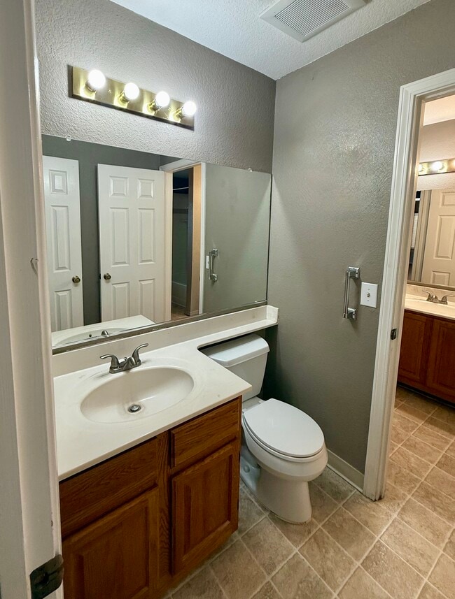 Building Photo - 1143 Lerma Ln