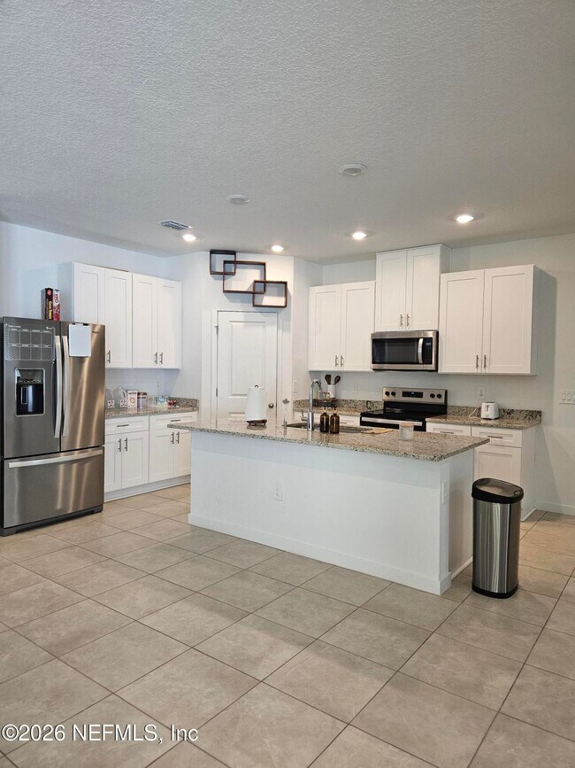 Building Photo - 12672 Senbay Ct